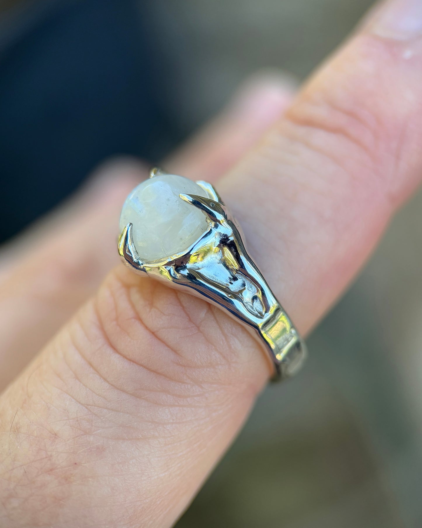 Rainbow Moonstone Sterling Silver Textured Ring - size 7.25 US