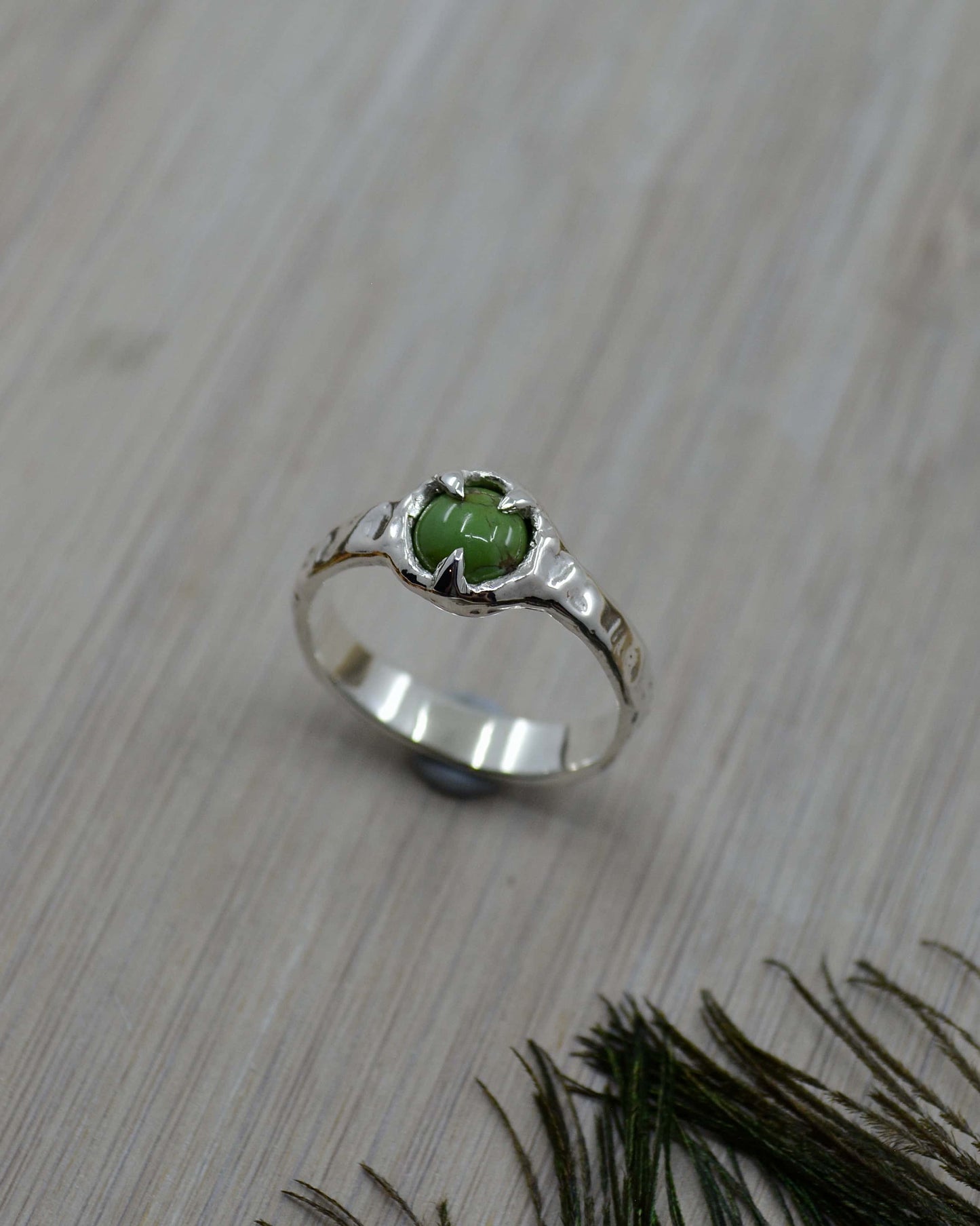 Sterling Silver Sonoran Gold Green Turquoise Ring - 8 US