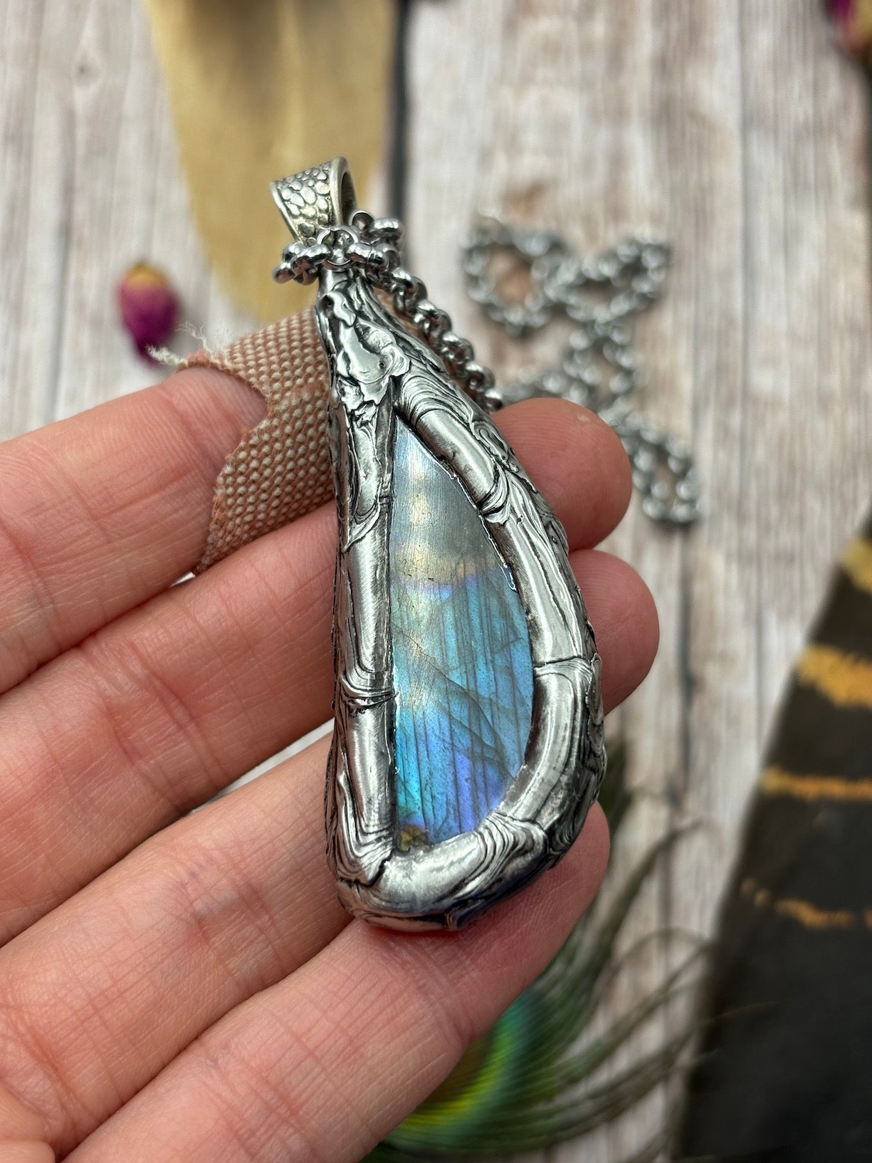 Aqua Multi Colour Labradorite Necklace - Soft Soldered Tiffany Technique