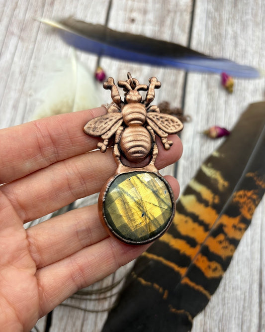 copper bumble bee pendant with round faceted labradorite - electroformed