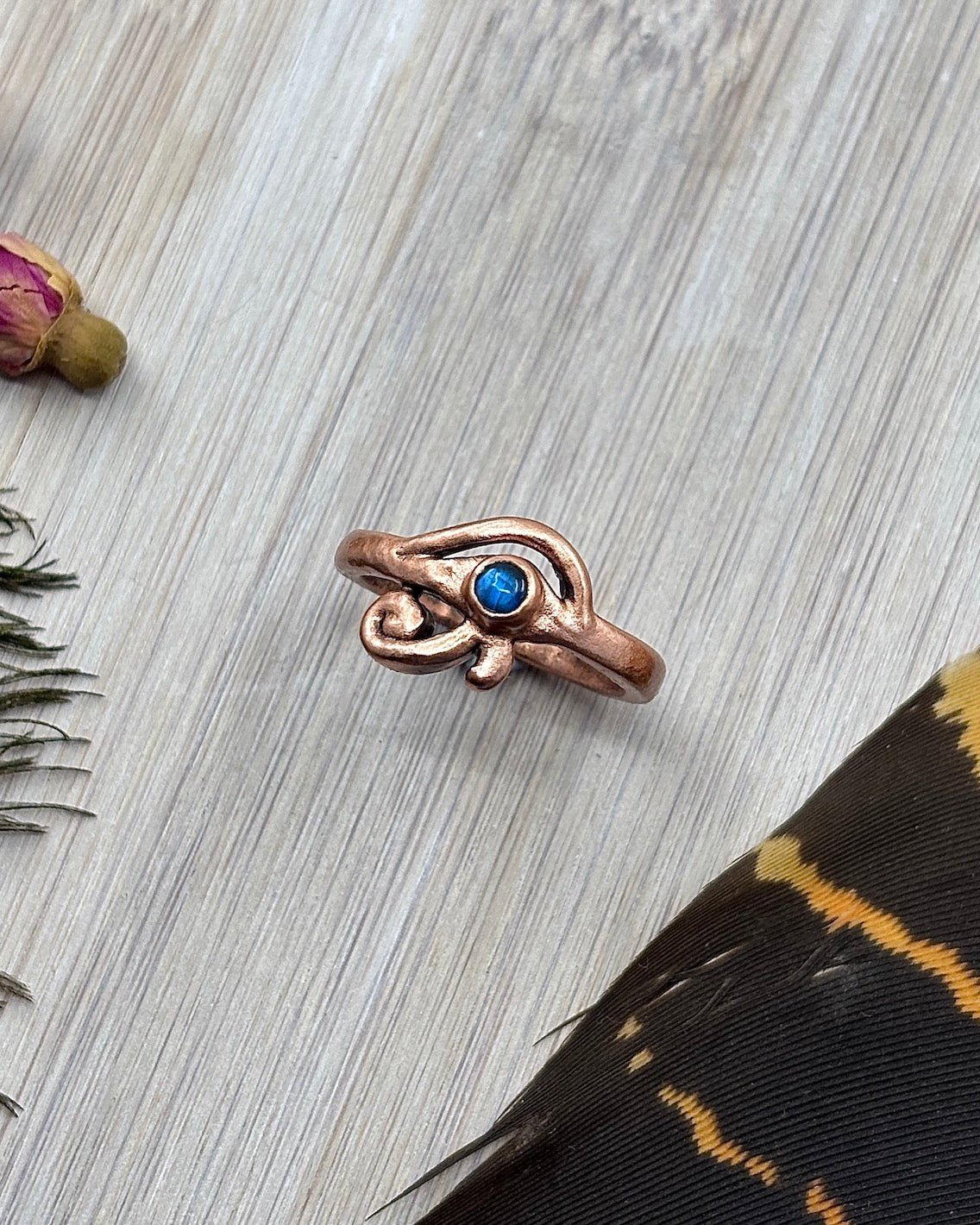 Eye Of Horus Copper Ring with Blue Labradorite