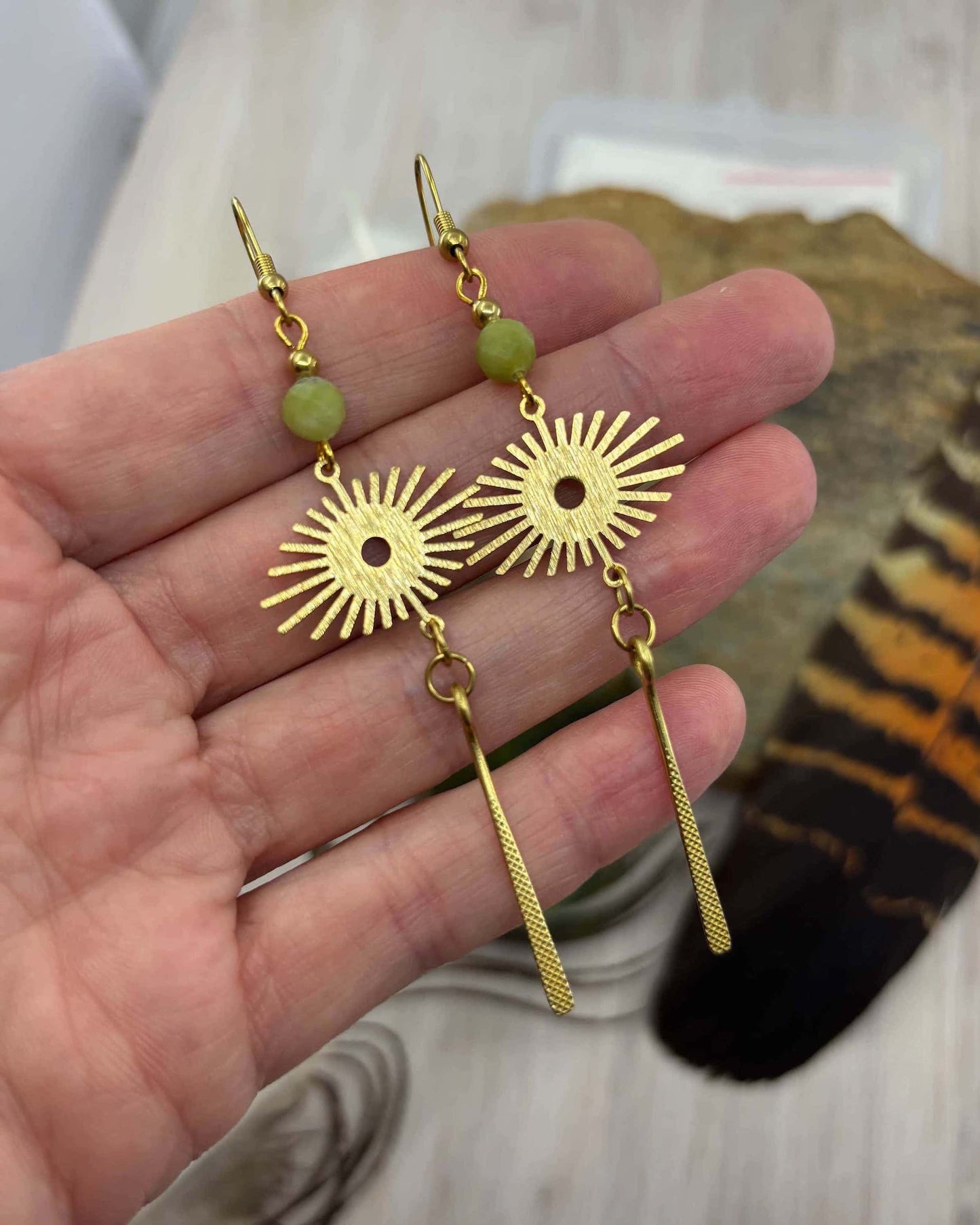 Peridot Star Eye Brass Earrings