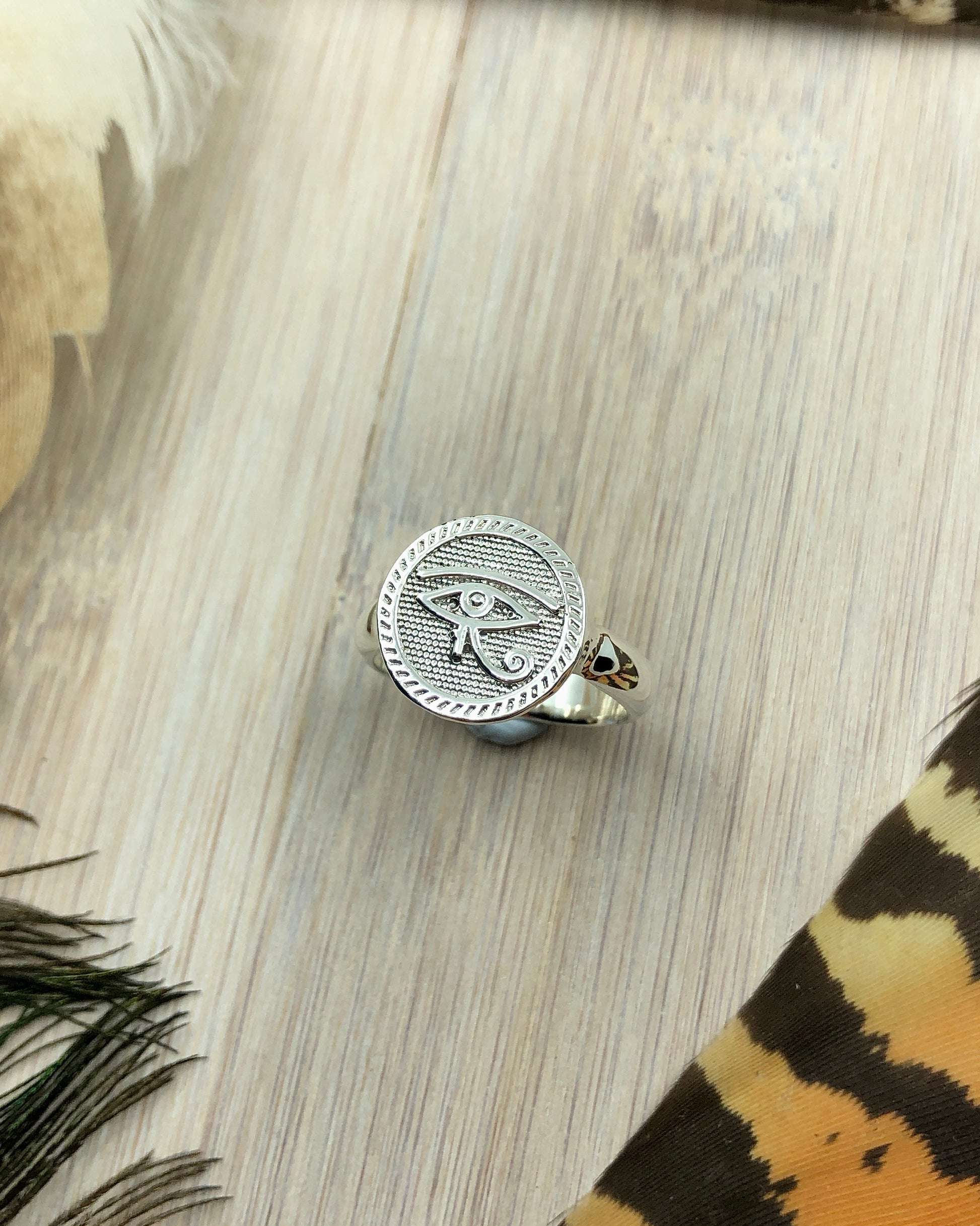 sterling silver eye of horus ring